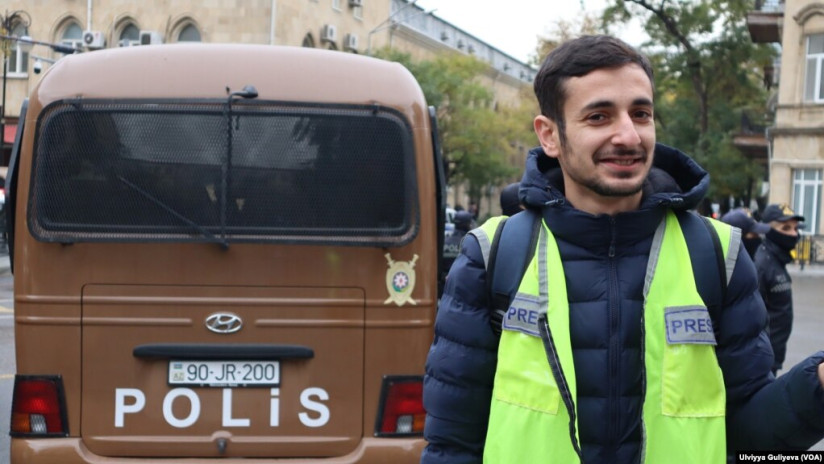 Fərid İsmayılov: “Bəyənmədikləri sualları verən jurnalistləri həbs ediblər”